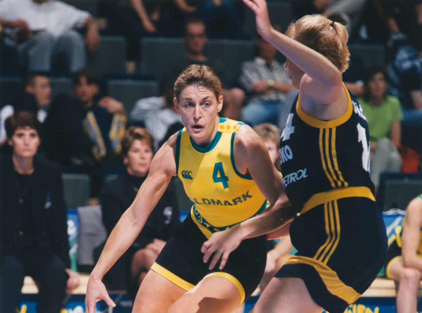 Victorian Robyn Maher AM OLY to be inducted into the FIBA Hall of Fame